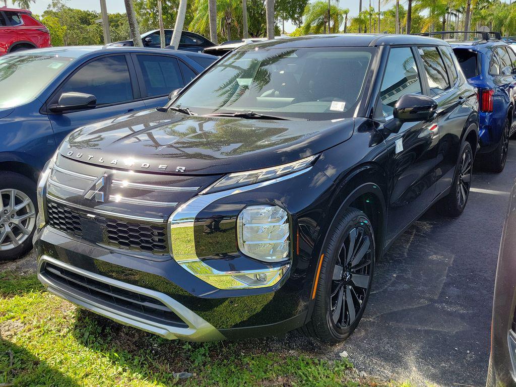 new 2025 Mitsubishi Outlander car, priced at $30,105