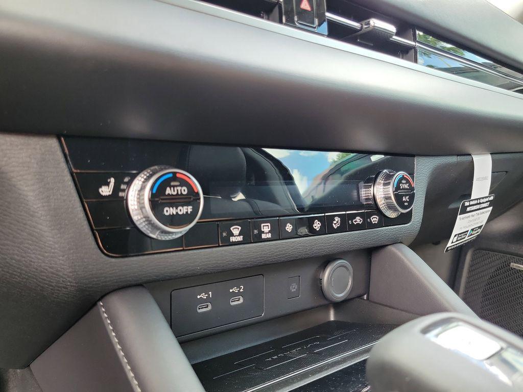 new 2025 Mitsubishi Outlander car, priced at $31,105