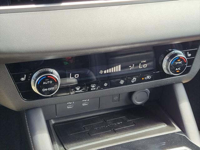 new 2025 Mitsubishi Outlander car, priced at $31,385