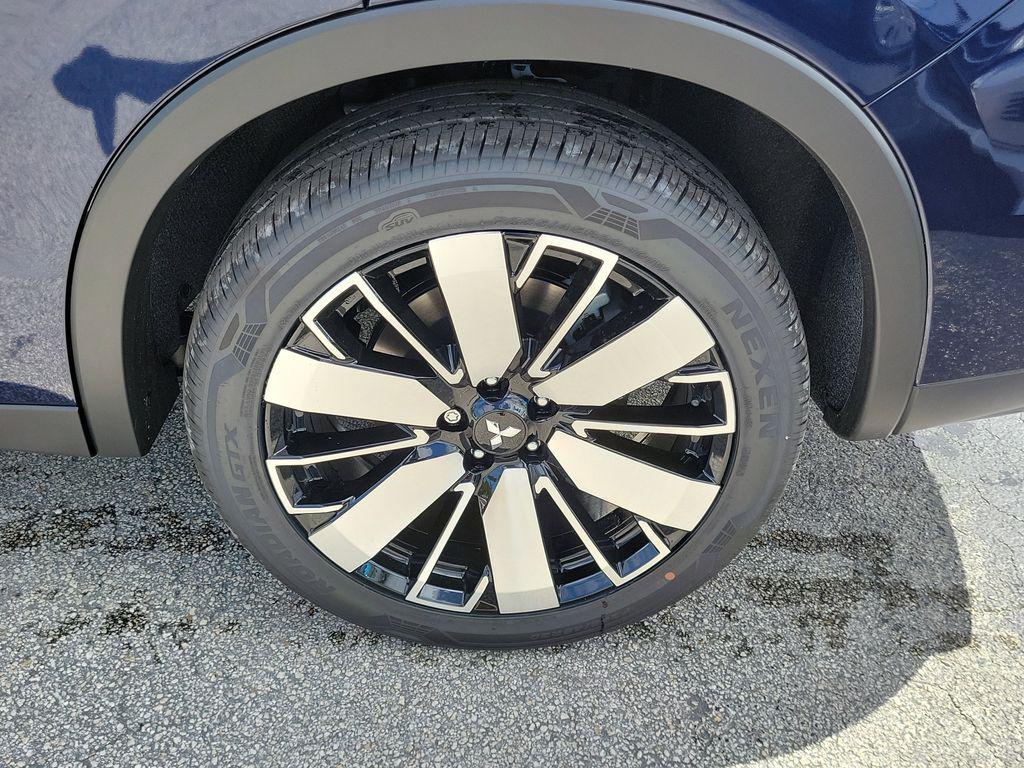 new 2025 Mitsubishi Outlander car, priced at $36,445