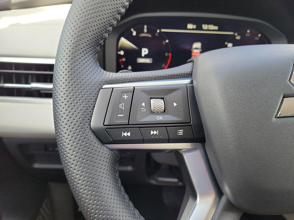 new 2025 Mitsubishi Outlander car, priced at $36,445