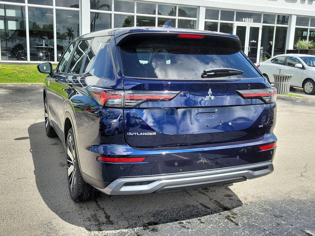 new 2025 Mitsubishi Outlander car, priced at $36,445