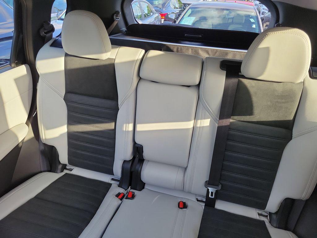 new 2025 Mitsubishi Outlander car, priced at $33,790
