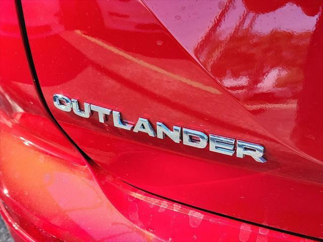 new 2025 Mitsubishi Outlander car, priced at $34,325