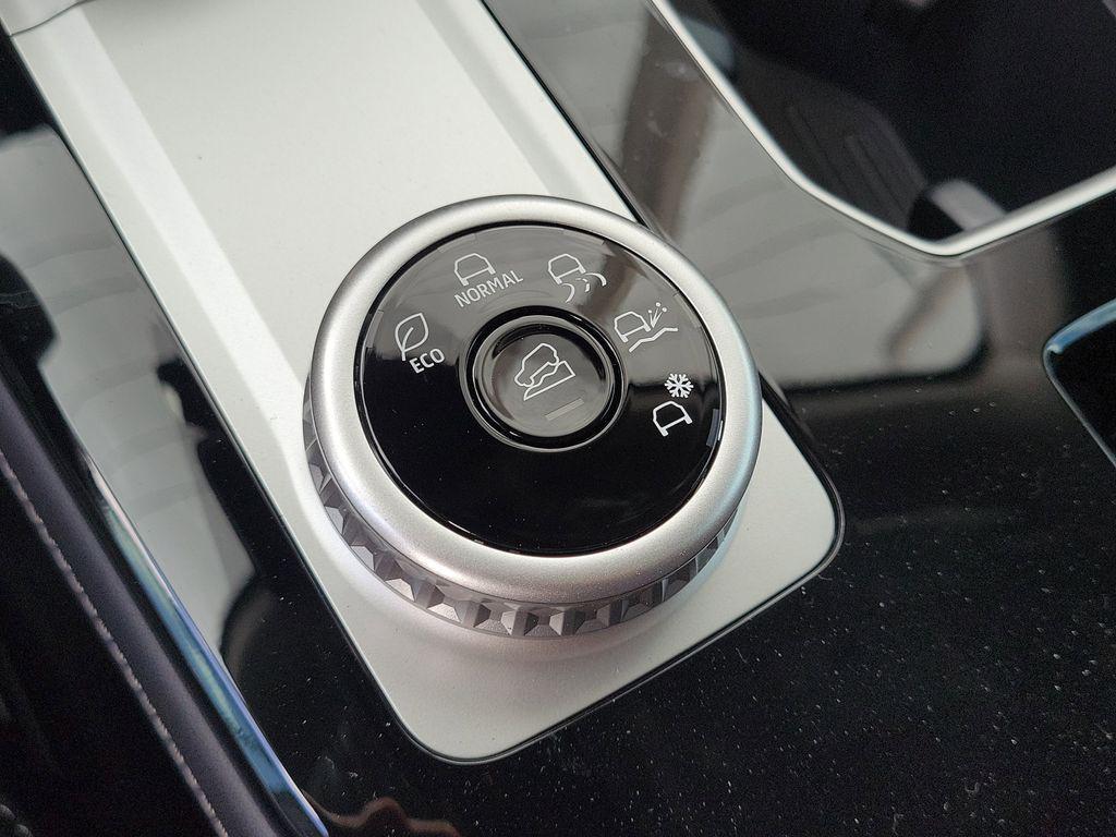 new 2025 Mitsubishi Outlander car, priced at $35,005