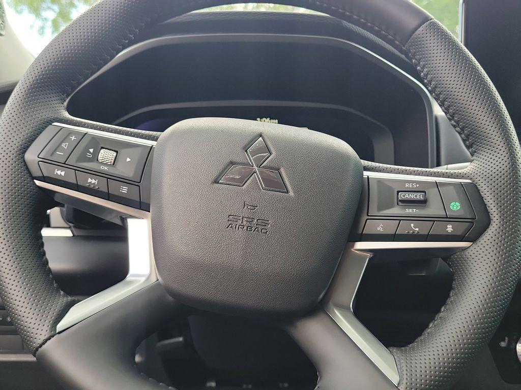 new 2025 Mitsubishi Outlander car, priced at $35,005