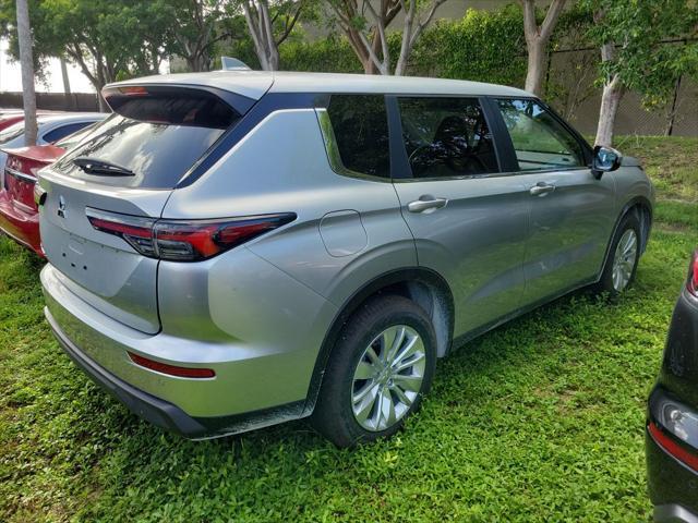new 2025 Mitsubishi Outlander car, priced at $26,705