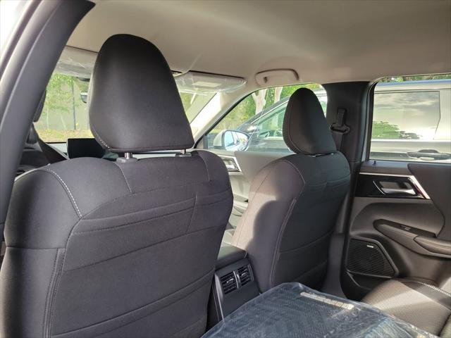 new 2025 Mitsubishi Outlander car, priced at $26,705