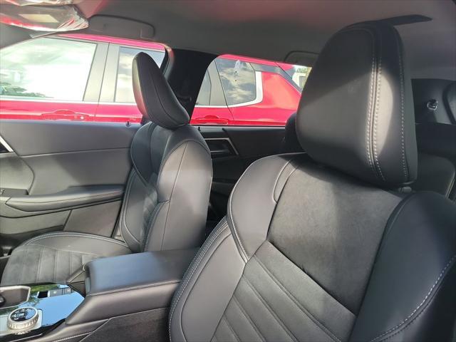 new 2025 Mitsubishi Outlander car, priced at $30,190