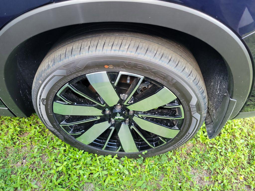 new 2025 Mitsubishi Outlander car, priced at $29,400