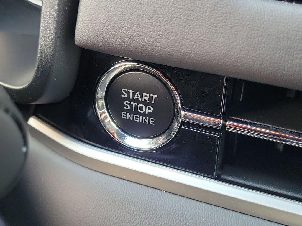 new 2025 Mitsubishi Outlander car, priced at $29,400