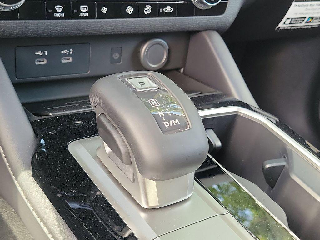 new 2025 Mitsubishi Outlander car, priced at $29,400