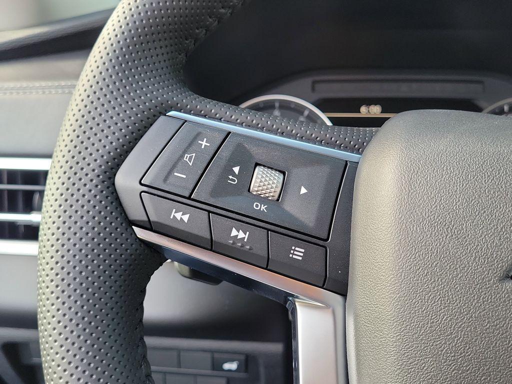 new 2025 Mitsubishi Outlander car, priced at $29,400