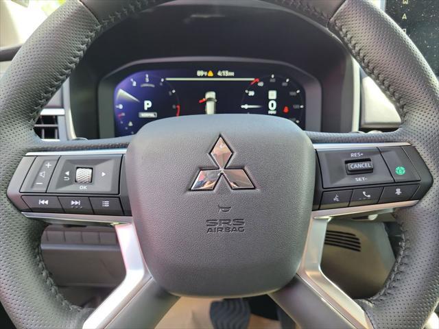 new 2025 Mitsubishi Outlander car, priced at $32,095
