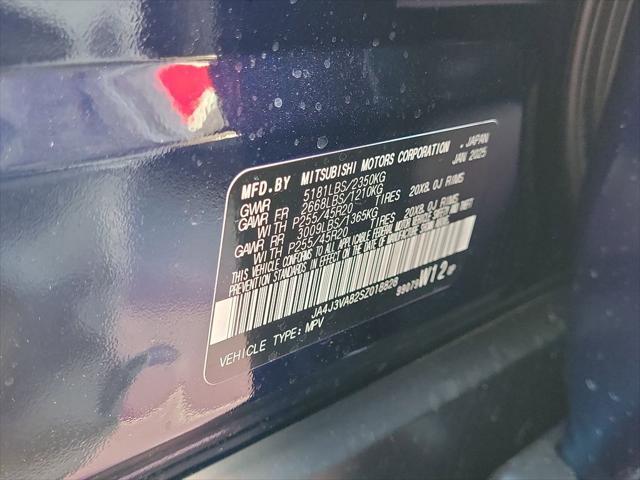 new 2025 Mitsubishi Outlander car, priced at $32,095