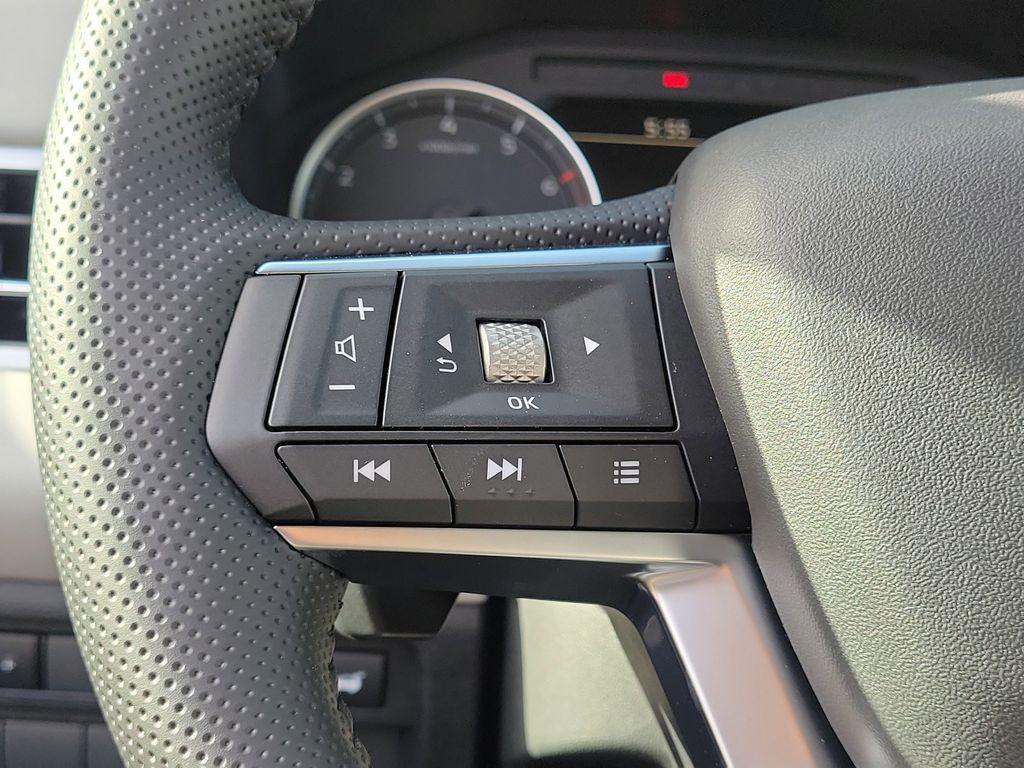 new 2025 Mitsubishi Outlander car, priced at $30,675