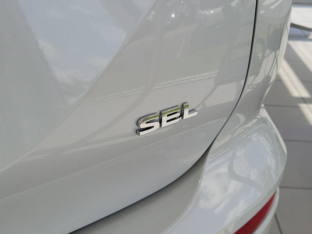 new 2025 Mitsubishi Outlander car, priced at $40,135