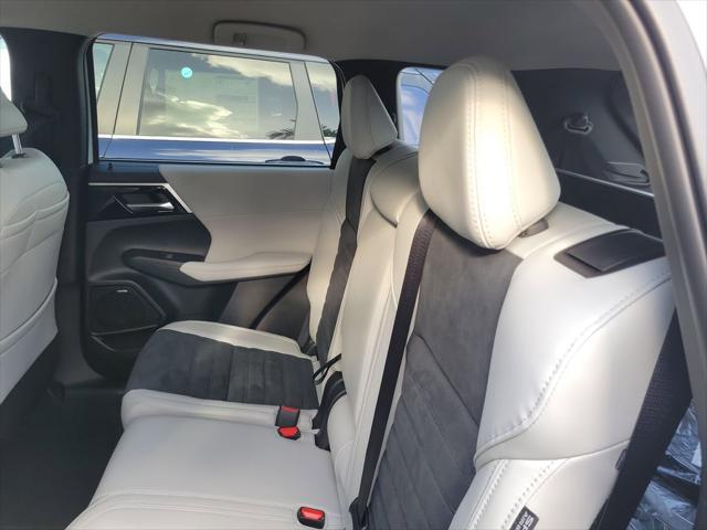 new 2025 Mitsubishi Outlander car, priced at $30,700