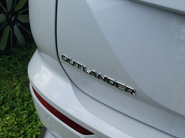 new 2025 Mitsubishi Outlander car, priced at $30,700