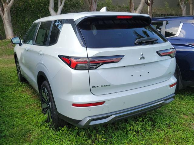 new 2025 Mitsubishi Outlander car, priced at $30,700
