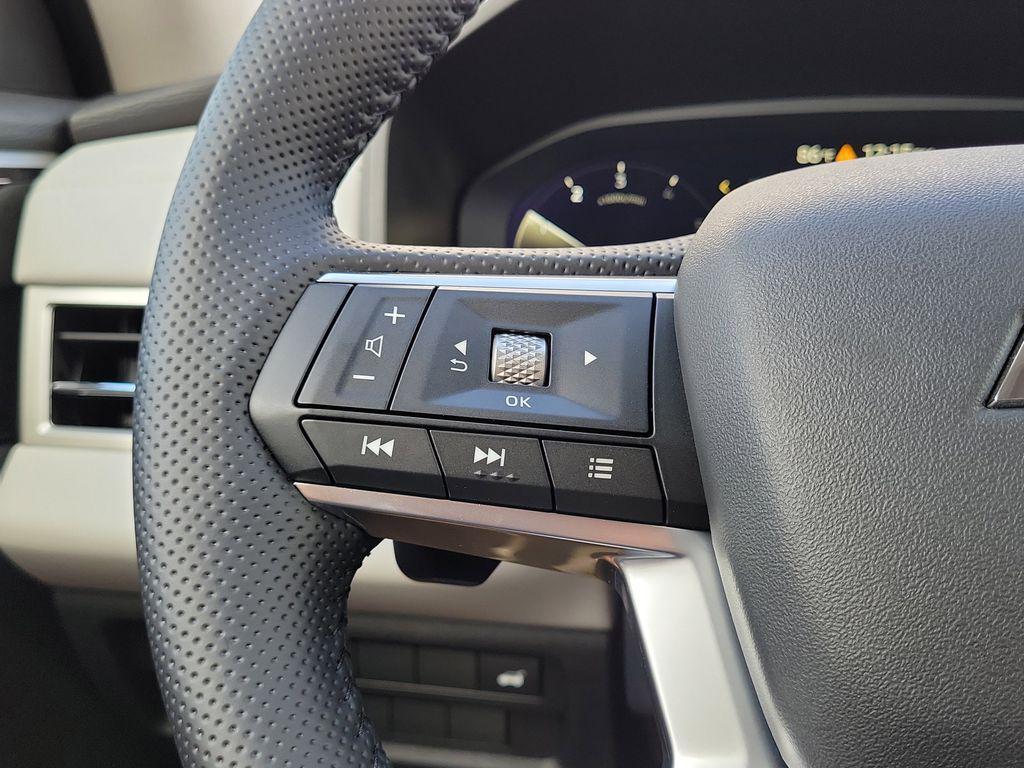 new 2025 Mitsubishi Outlander car, priced at $34,680