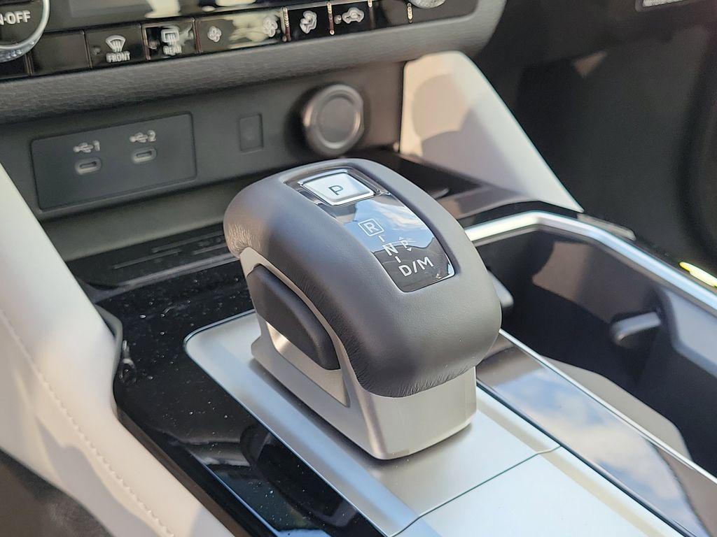 new 2025 Mitsubishi Outlander car, priced at $32,555