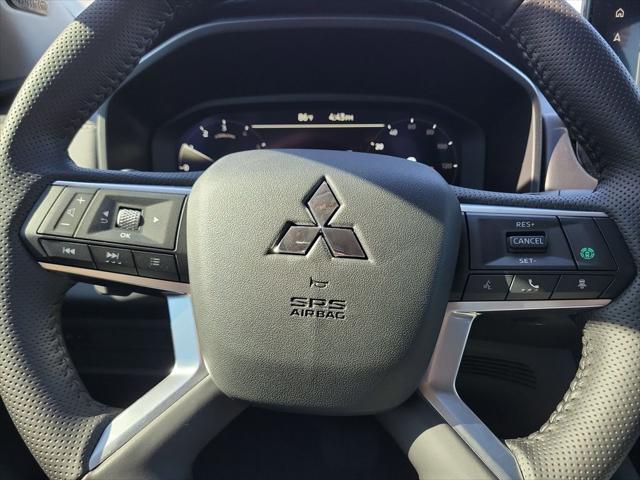 new 2025 Mitsubishi Outlander car, priced at $32,730