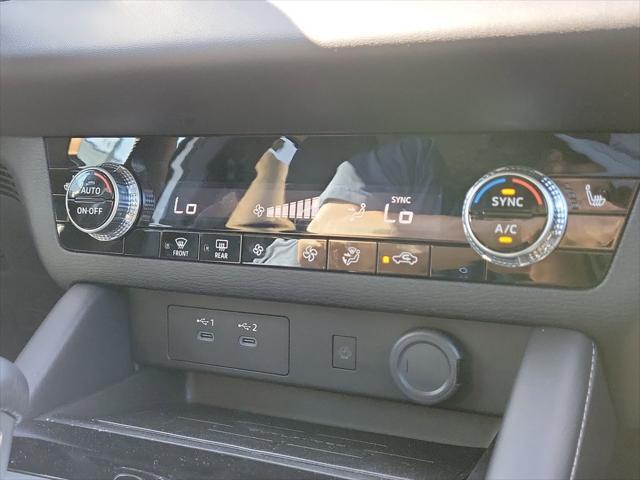new 2025 Mitsubishi Outlander car, priced at $32,730
