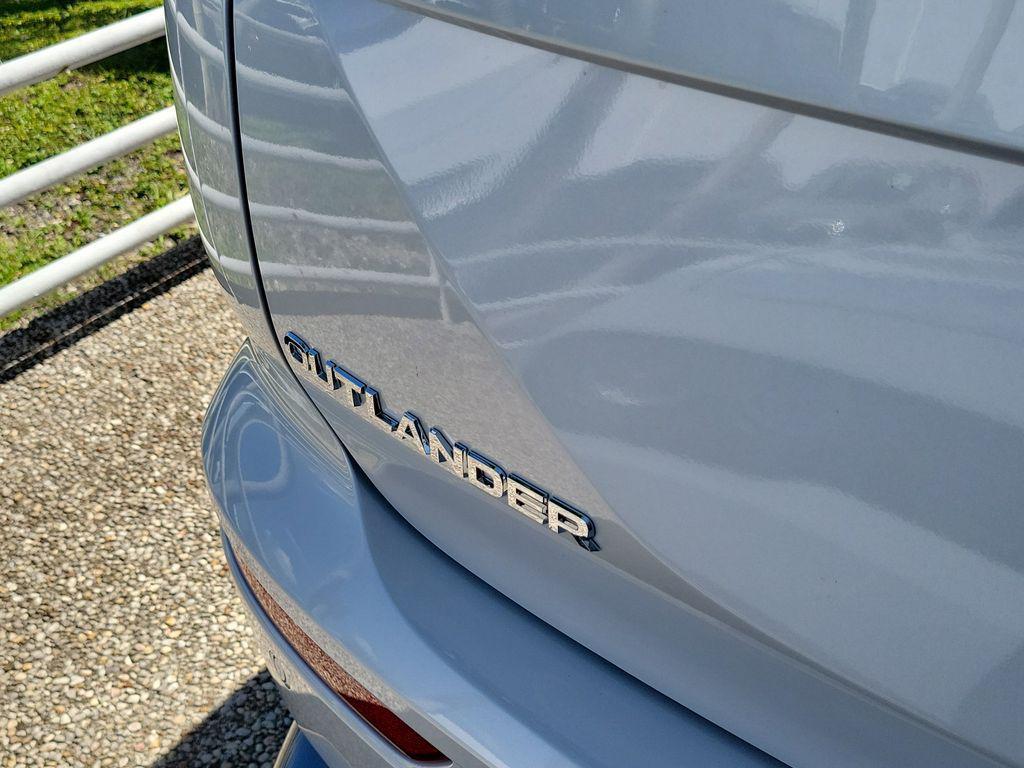 new 2025 Mitsubishi Outlander car, priced at $31,590