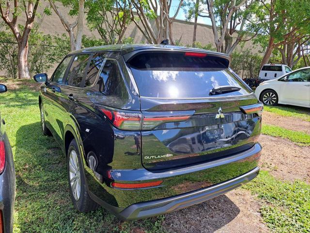 new 2025 Mitsubishi Outlander car, priced at $25,995