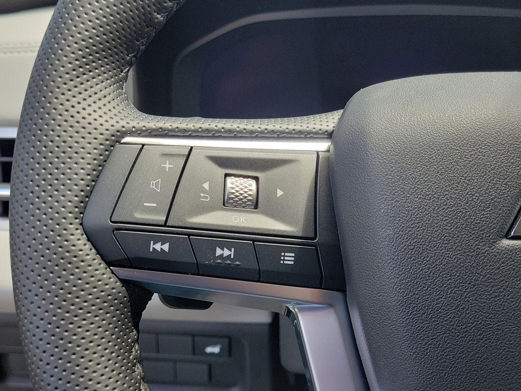 new 2025 Mitsubishi Outlander car, priced at $35,950