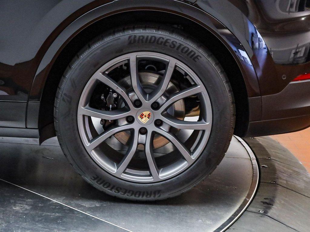 used 2025 Porsche Cayenne car, priced at $91,529