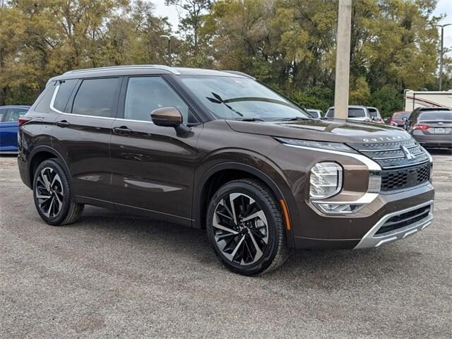 new 2024 Mitsubishi Outlander car, priced at $27,770