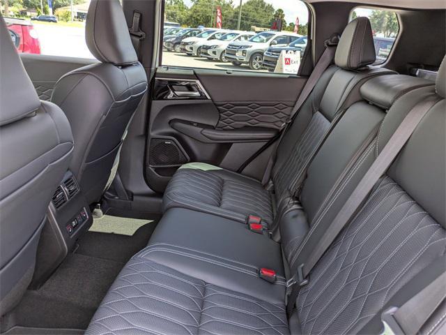 new 2025 Mitsubishi Outlander car, priced at $34,397