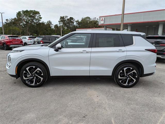 new 2024 Mitsubishi Outlander car, priced at $25,590