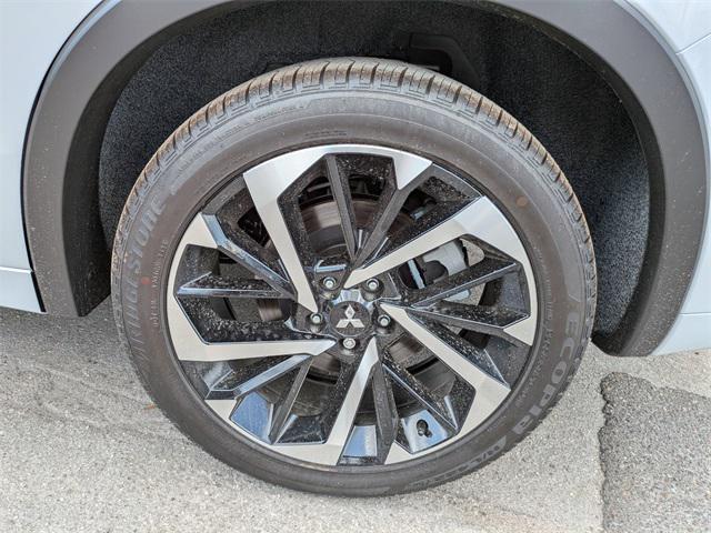 new 2025 Mitsubishi Outlander PHEV car, priced at $39,496