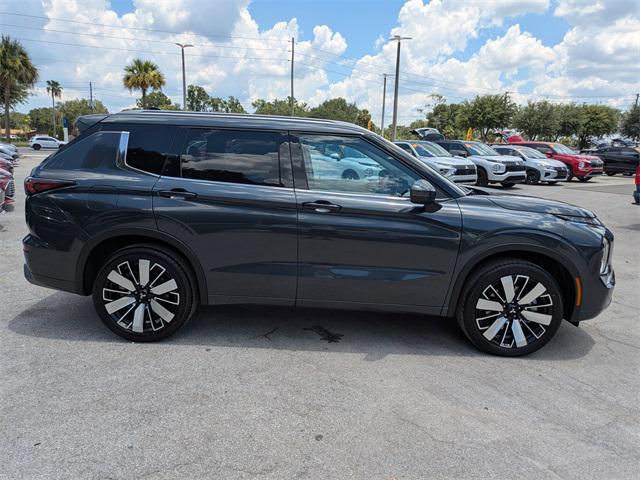 new 2025 Mitsubishi Outlander car, priced at $30,863