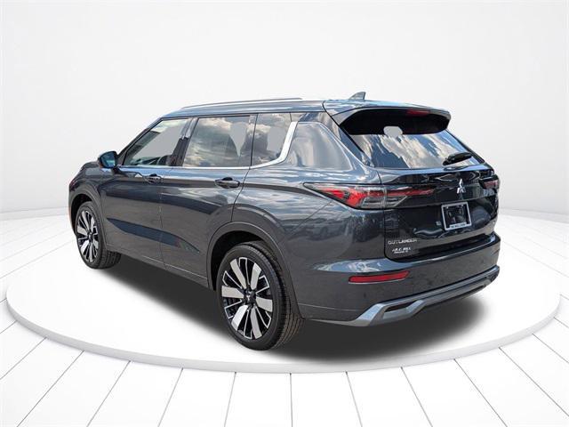 new 2025 Mitsubishi Outlander car, priced at $30,040