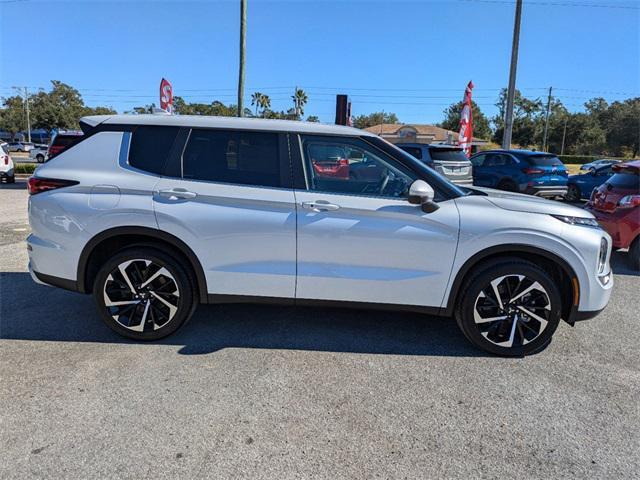 new 2024 Mitsubishi Outlander car, priced at $24,915