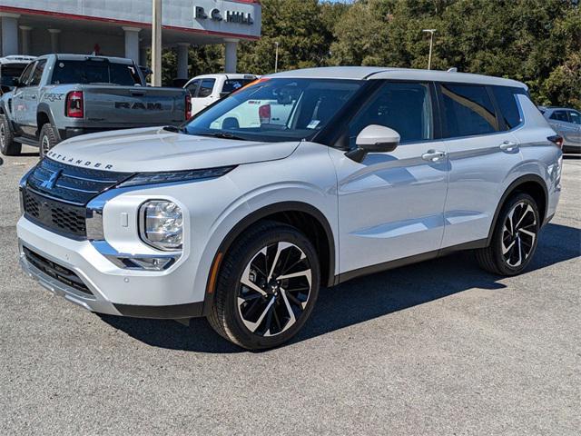 new 2024 Mitsubishi Outlander car, priced at $24,915