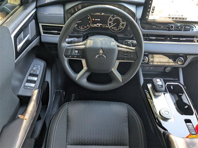 new 2025 Mitsubishi Outlander car, priced at $26,483