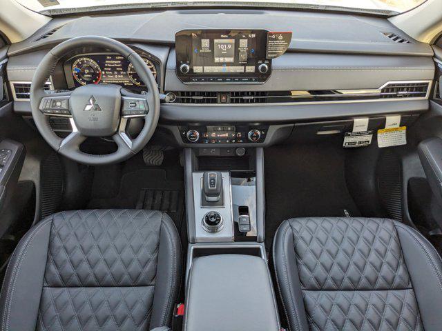 new 2024 Mitsubishi Outlander car, priced at $28,260