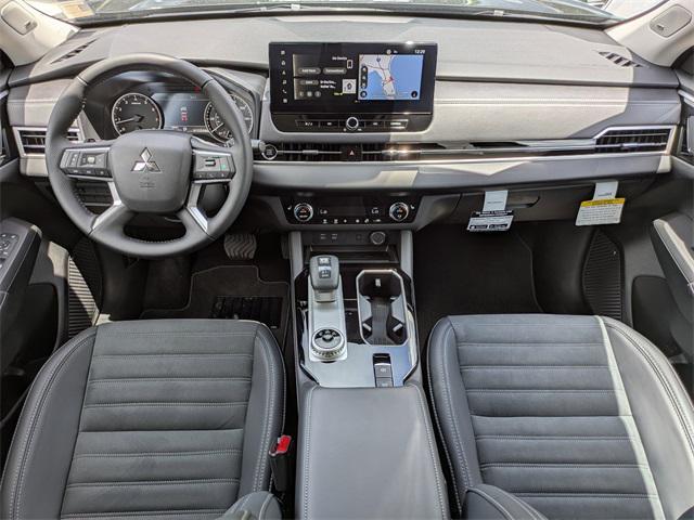 new 2025 Mitsubishi Outlander car, priced at $26,057