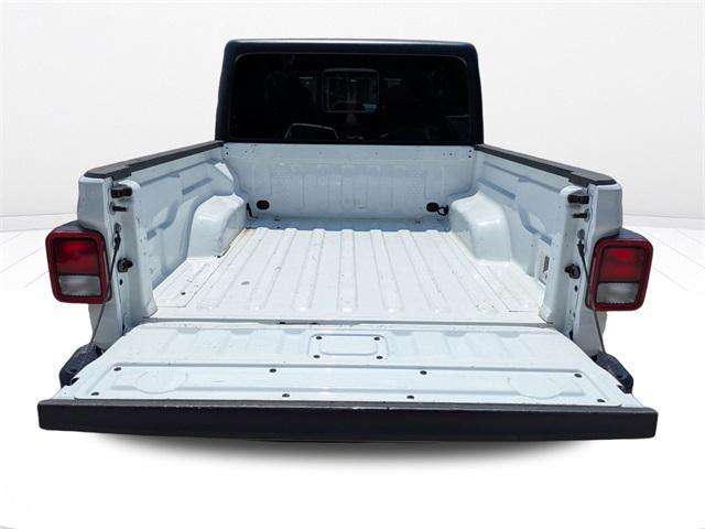 used 2023 Jeep Gladiator car, priced at $26,200