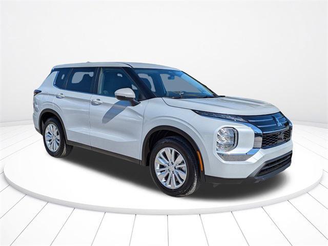 new 2025 Mitsubishi Outlander car, priced at $26,888