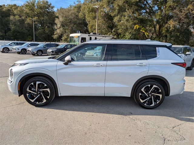 new 2024 Mitsubishi Outlander car, priced at $26,925