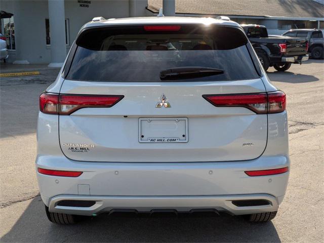 new 2024 Mitsubishi Outlander car, priced at $26,925