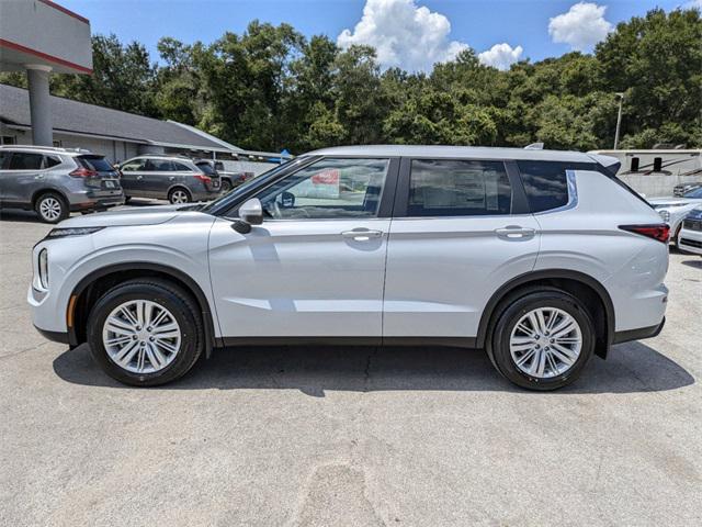 new 2024 Mitsubishi Outlander car, priced at $25,620