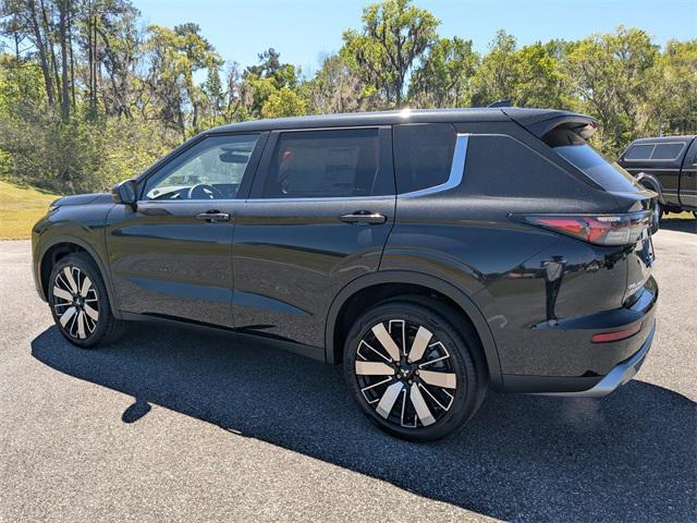 new 2025 Mitsubishi Outlander car, priced at $25,875