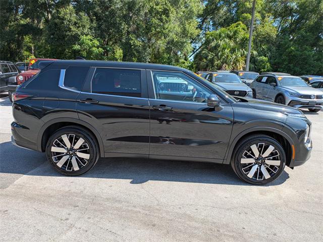 new 2025 Mitsubishi Outlander car, priced at $25,875